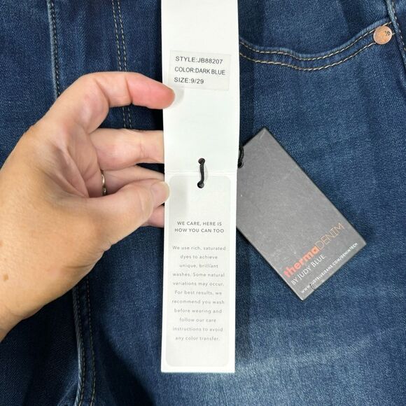 NWT Judy Blue Womens High Rise Boyfriend Jeans Therma Denim Stretch 9/29 JB88207 - Picture 8 of 11